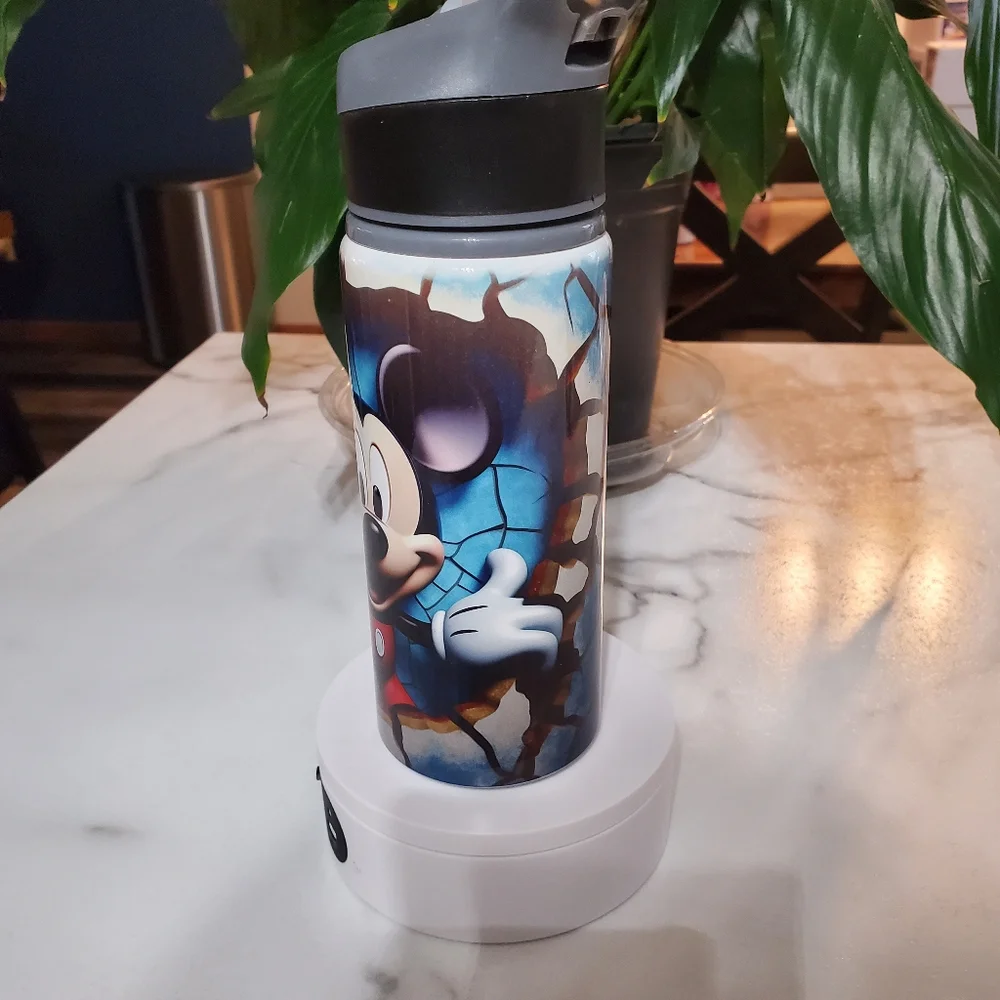 Mickey Mouse 20 oz Sport Water Bottle 🎉sale